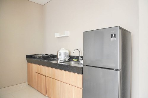 Foto 9 - Well Designed And Strategic 2Br At Ciputra International Apartment