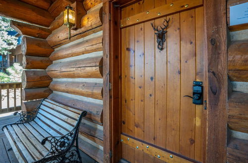 Photo 30 - The Log Home Quintessential Log Cabin in Ynp