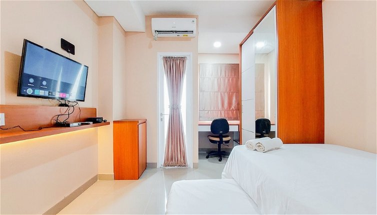 Photo 1 - Nice And Simply Look Studio Apartment At B Residence