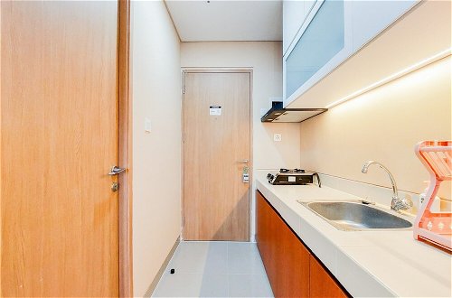 Foto 4 - Nice And Simply Look Studio Apartment At B Residence