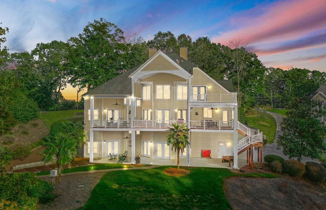 Lakefront 6bdr, Priv Dock, Game Room, Firepit Jake's Lake House by Avantstay - Foto 66