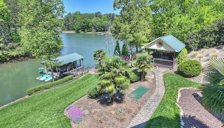 Photo 1 - Jake's Lake House by Avantstay Lake Gazebo