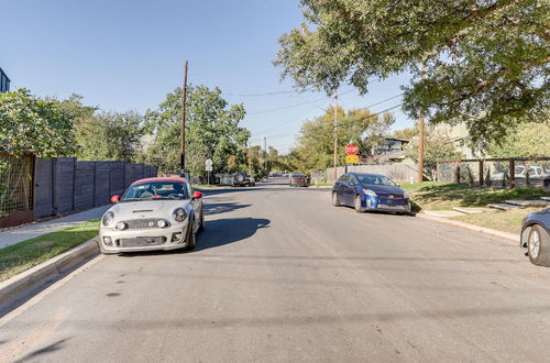 Foto 20 - Stylish Austin Home w/ Hot Tub: 3 Mi to Downtown