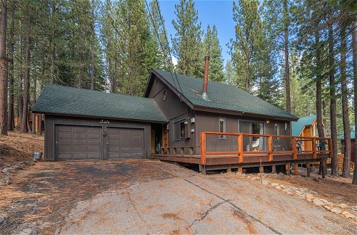 Photo 1 - Tahoe Donner Cabin in the Woods