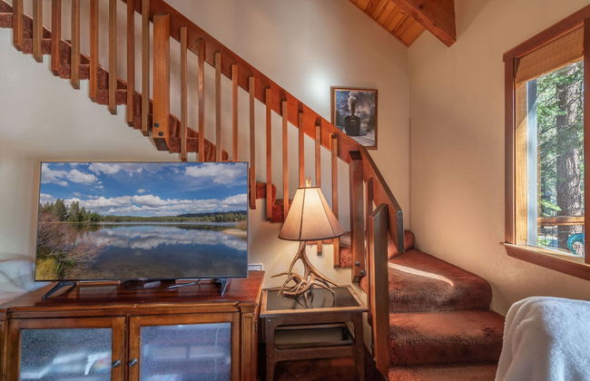 Tahoe Donner Cabin in the Woods by Sierra Getaways - Foto 17