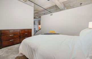 Photo 3 - Luxury Historic Loft with Gym