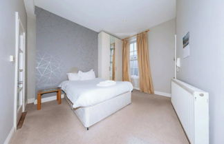 Photo 2 - 1BD Riverside Hideaway in City Centre - Dublin