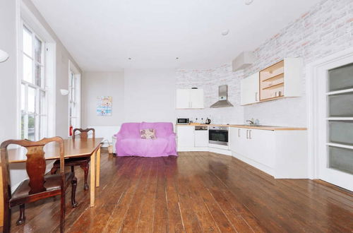 Photo 10 - 1BD Riverside Hideaway in City Centre - Dublin