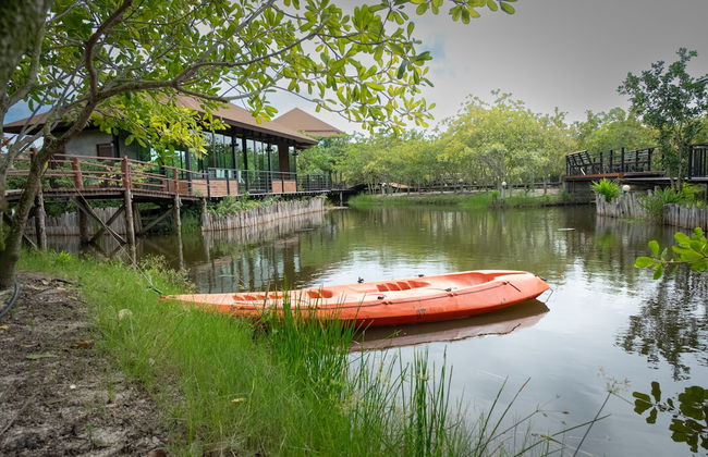 The Beatles Lagoon - Photo 34