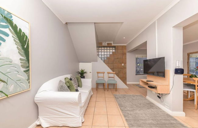 Spaciaous 2 Bedroom Bokaap Apartment - Photo 15