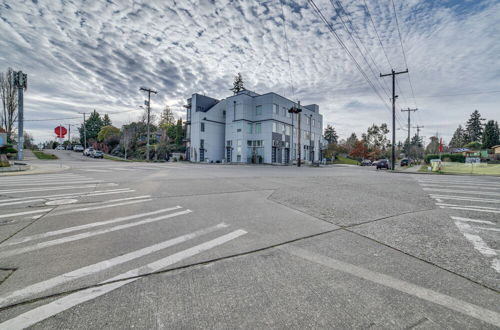 Foto 11 - Newly Built Seattle Studio: Walk to Seward Park