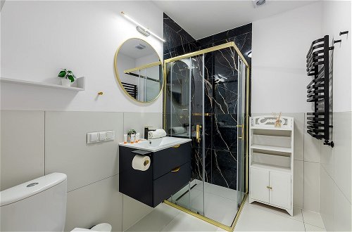 Foto 16 - Sienna Modern Apartment by Renters