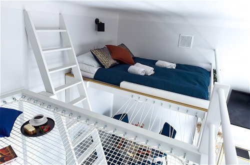 Foto 5 - Sienna Modern Apartment by Renters