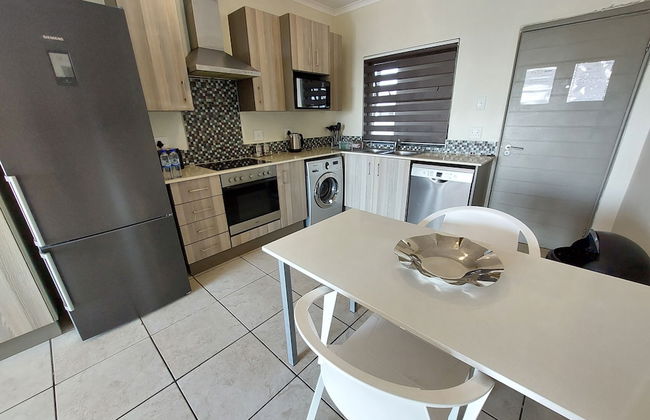 Zwelakho Luxury furnished apartments - Foto 14