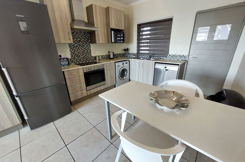 Photo 14 - Zwelakho Luxury furnished apartments