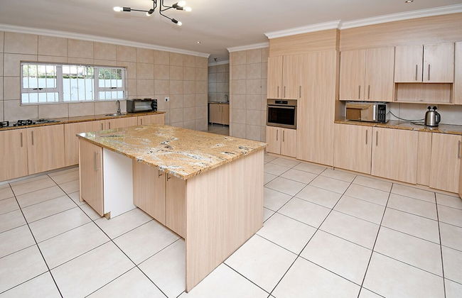 Zwelakho Luxury furnished apartments - Foto 16