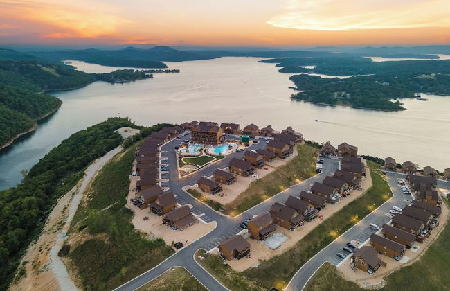 A Birds Eye Bridge View - 5 BDR w/ Private Hot Tub - Photo 64