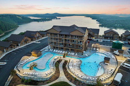 Photo 1 - A Birds Eye Bridge View - 5 BDR w/ Private Hot Tub