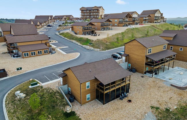 A Birds Eye Bridge View - 5 BDR w/ Private Hot Tub - Photo 62