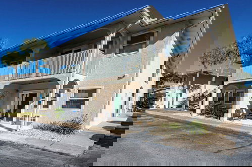 Foto 46 - The Turtle Nest Resort Condo w/ Pool!
