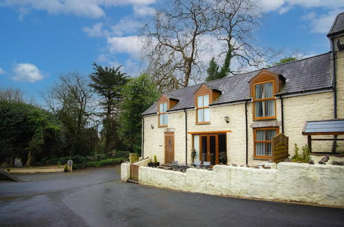 Photo 2 - Rose Coach House - 3 Bedroom Cottage - Pendine