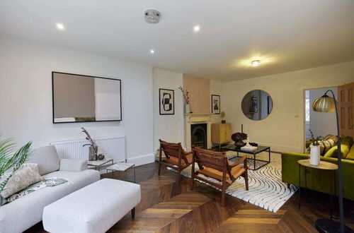 Photo 27 - The Redbridge Sanctuary - Spacious 3bdr House With Garden