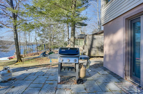 Photo 21 - Rock Hill Home w/ Fire Pit on Wanaksink Lake