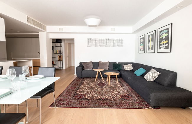 2ndhomes Gorgeous & Modern 2BR Apartment - Photo 17