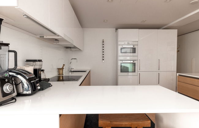 2ndhomes Gorgeous & Modern 2BR Apartment - Photo 11