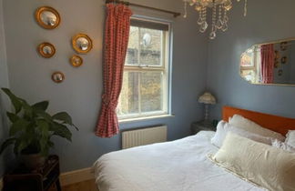 Photo 2 - Stylish & Homely 1BD Flat, 1min to Clapton Sqaure