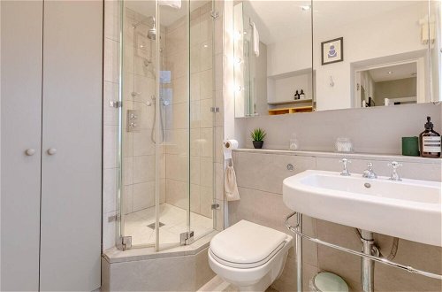 Photo 22 - Elegant 1BD Flat in the Heart of Notting Hill