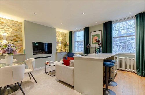 Photo 17 - Elegant 1BD Flat in the Heart of Notting Hill