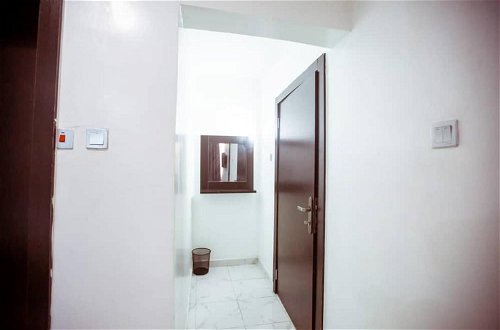 Photo 18 - Stunning 2-bed Apartment in Lagos