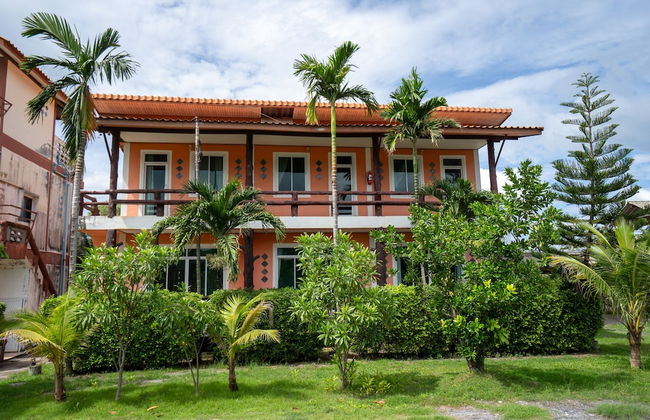 Lanta School Beach Resort - Photo 6