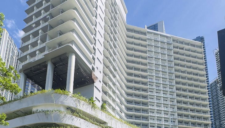 Foto 1 - Lush Residences Makati