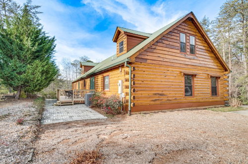 Foto 22 - Spacious Log Cabin in Helen w/ Deck & Pool Access