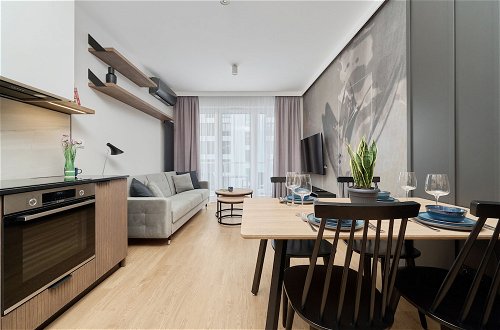 Photo 11 - Exclusive Apartment Popowice by Renters