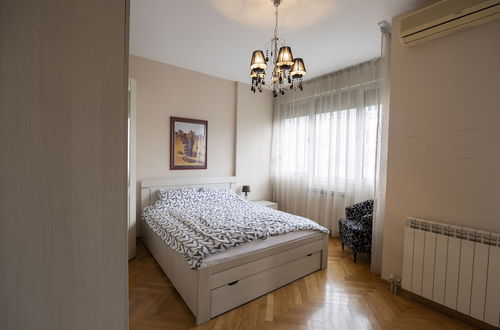 Photo 4 - Belgrade Center Apartment Lux II