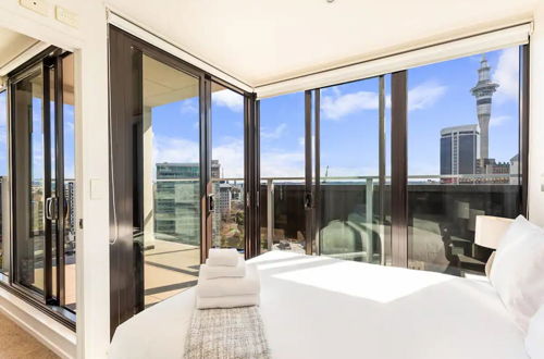 Photo 1 - City Views From Bright And Spacious Apartment