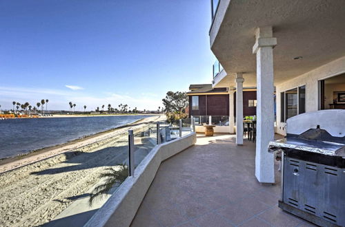 Photo 11 - Beachfront San Diego Condo w/ Patio on the Bay