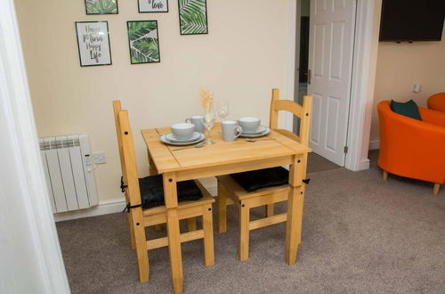 Foto 16 - Charming 1-bed Apartment in Stroud