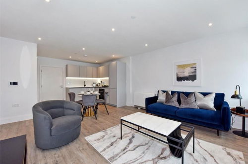 Foto 1 - Prestigious & Luxury 2-bed Apartment in Slough