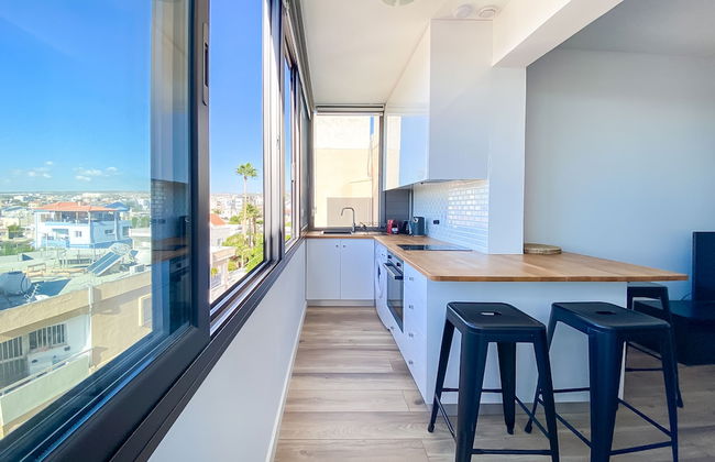 Phaedrus Living: Ourania City Heights Flat - Foto 15