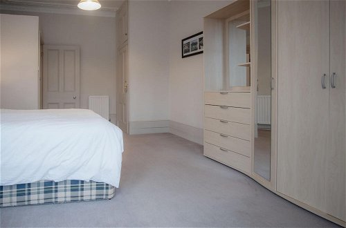 Photo 37 - Connaught House - 2 Bedroom Apartment - Tenby