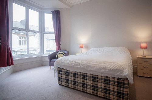 Photo 26 - Connaught House - 2 Bedroom Apartment - Tenby