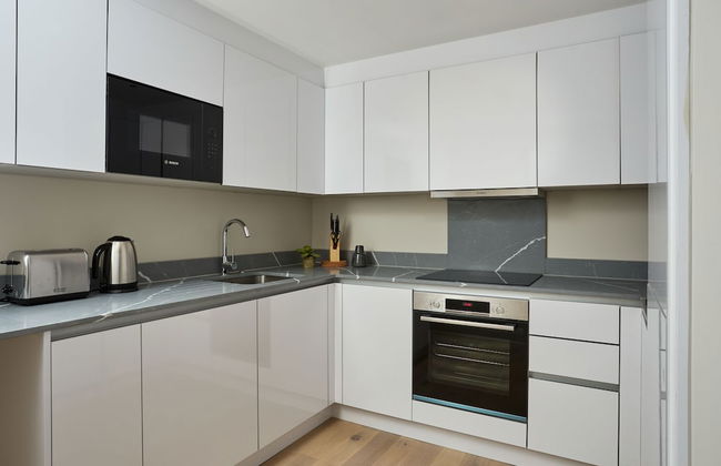 Chancery Lane by Viridian Apartments - Photo 8