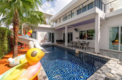 Photo 28 - Luxury and Playful 5 Bed Pool Villa - CC