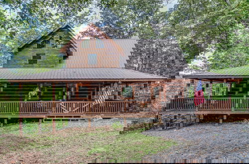 Foto 63 - Gorgeous & Secluded 3 BDR Cabin in Mineral Bluff!