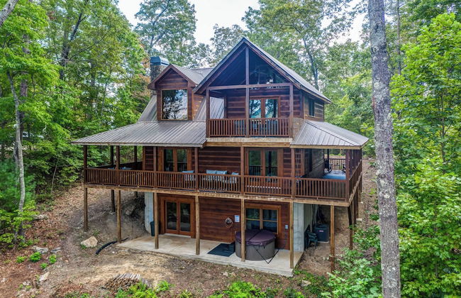Gorgeous & Secluded 3 BDR Cabin in Mineral Bluff! - Photo 59