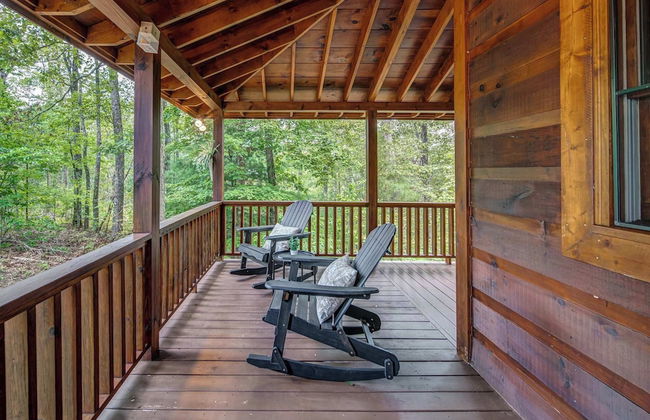 Gorgeous & Secluded 3 BDR Cabin in Mineral Bluff! - Photo 53